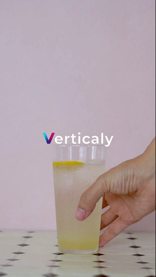 レモン入り炭酸水、爽やか