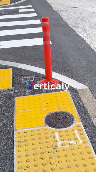 歩行者用信号と注意喚起