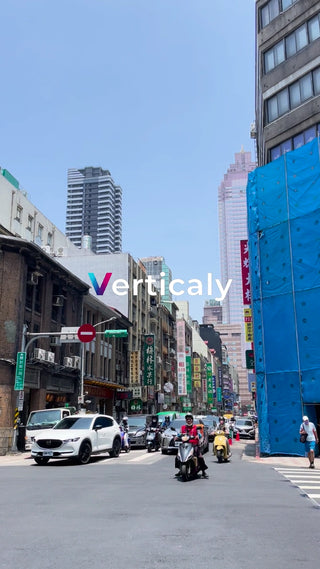 都会の街並み、人々の日常