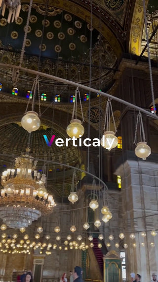 寺院の美しい内観