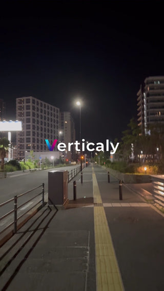 夜の街並み、散歩道