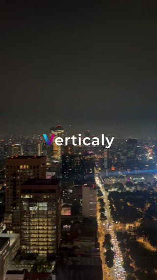 都会の夜景、輝く街並み