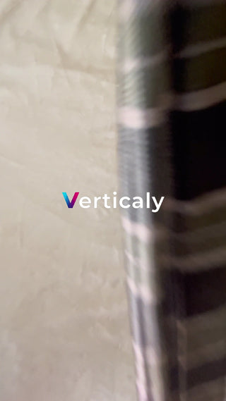 チェック柄の服、縦型