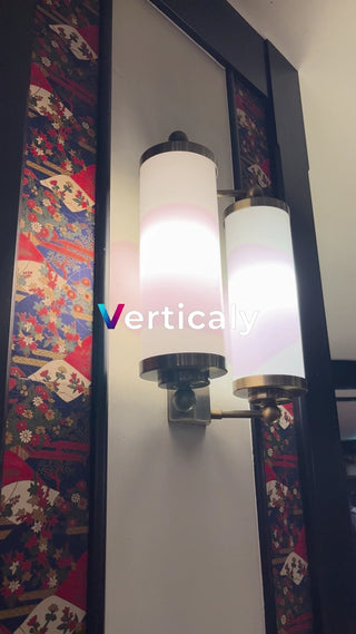 扇子と着物、和の美しさ