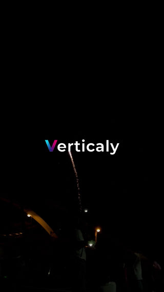 夜空に咲く花火、夏の思い出