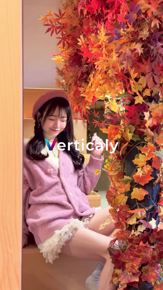 秋色の階段、女性のポートレート