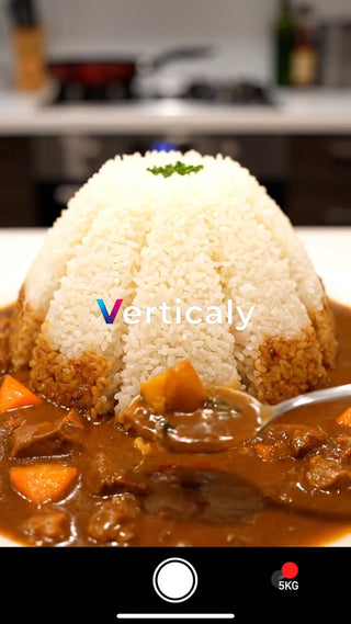 カレーライスを食べる瞬間