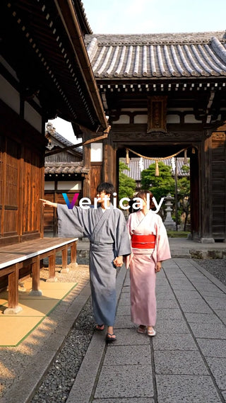 着物姿の二人、散策風景