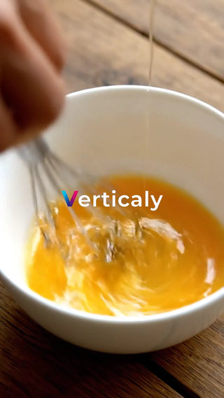 卵を混ぜる、朝食の準備