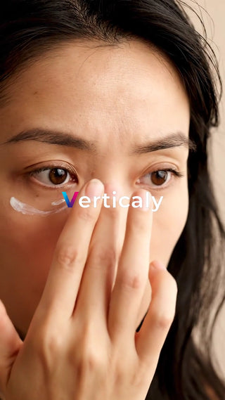 目元ケア、美容のひととき