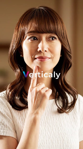 物思いにふける女性