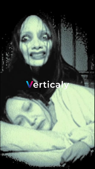 恐怖が迫る、眠る女性