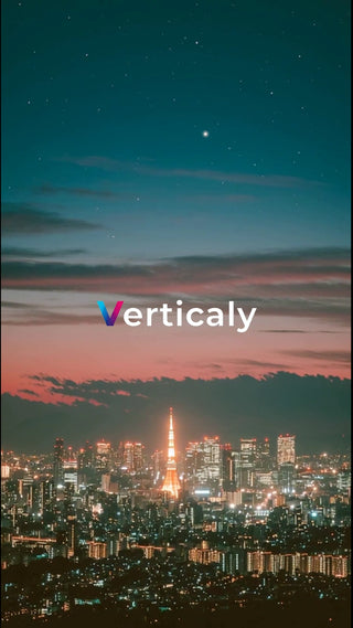 都会の夜景、輝く光の中で