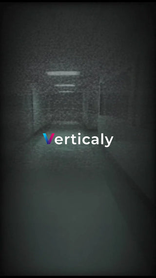 薄暗い廊下を進む