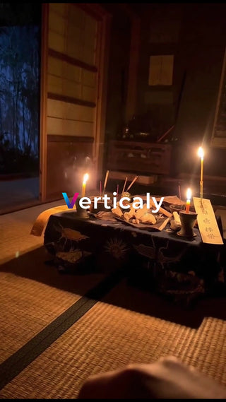 静寂の空間、キャンドルの灯り