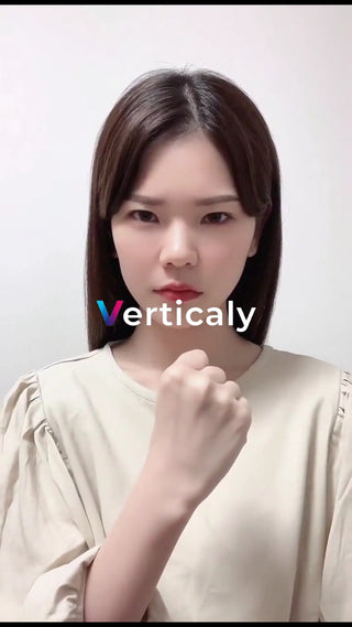 困惑した表情の女性