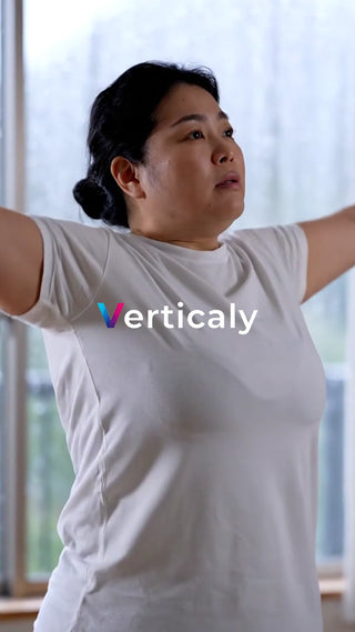 ストレッチする女性