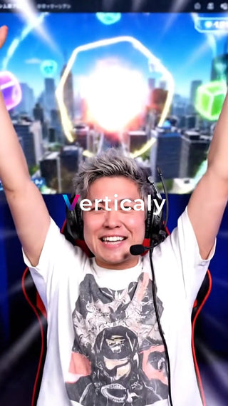 喜びを爆発させるゲーマー