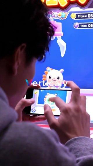 クレーンゲームに夢中