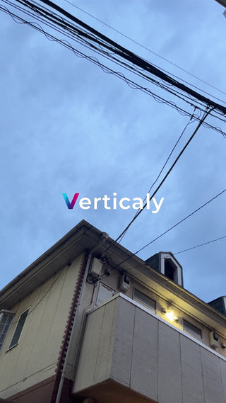 曇り空と建物の風景