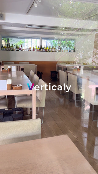 An afternoon at the cafe