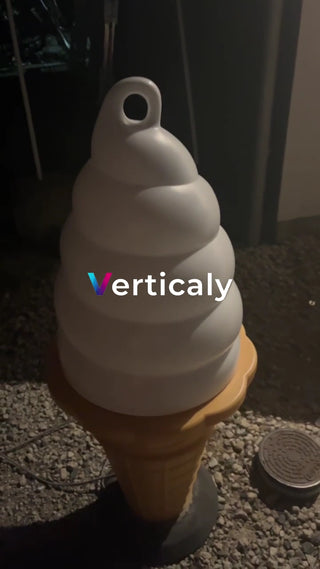 巨大なソフトクリーム