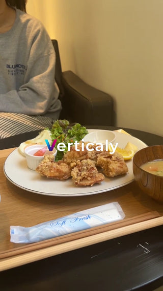 揚げ物定食、おいしそう