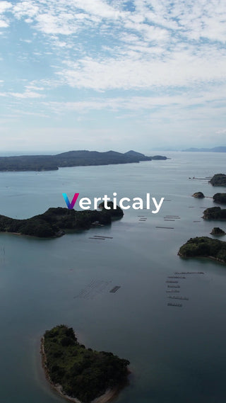 穏やかな海と島々、風景