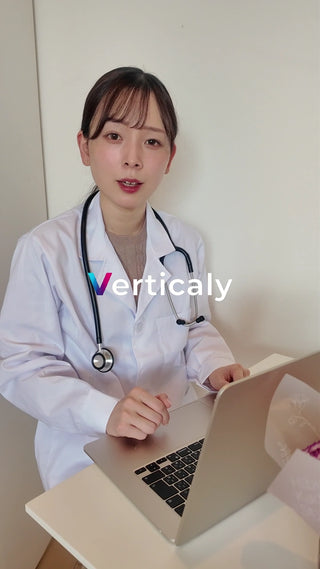 医師、PCで情報収集