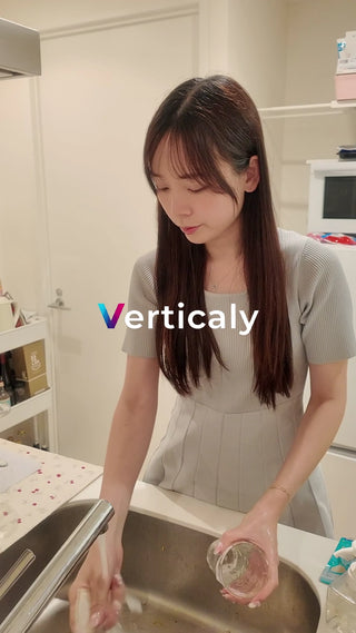 食器洗いの女性、洗い物