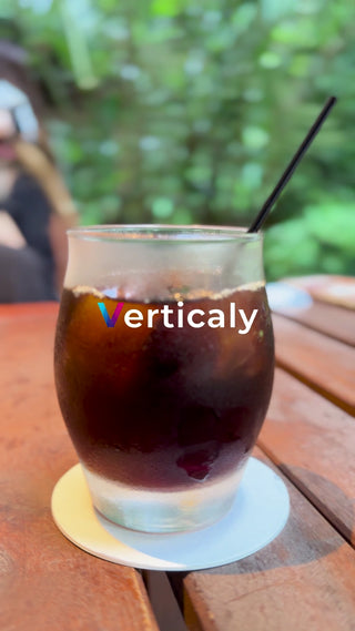 アイスコーヒーを味わう午後