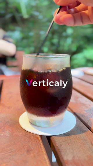 氷コーヒーを嗜む午後