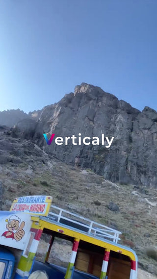 海辺のレストラン風景