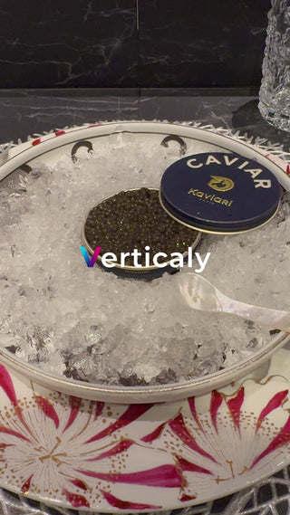 黒いキャビア、贅沢な時間