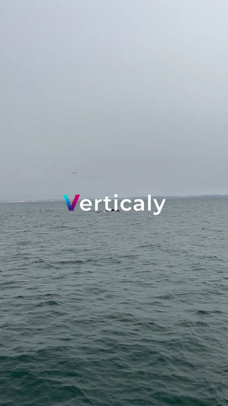 海と水平線、穏やかな風景