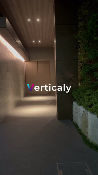 夕暮れの路地裏、散歩道