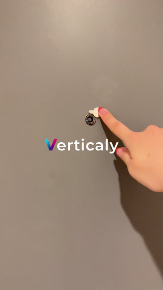 The world seen through the peephole