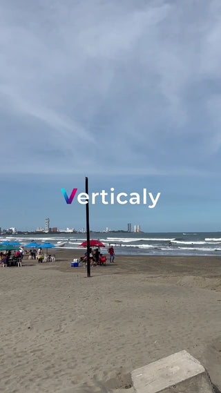 砂浜と海、穏やかな風景