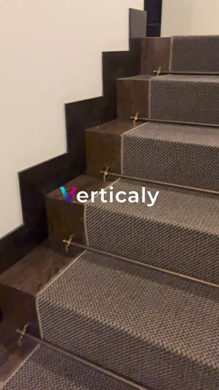 A person climbing the stairs, a scene from everyday life