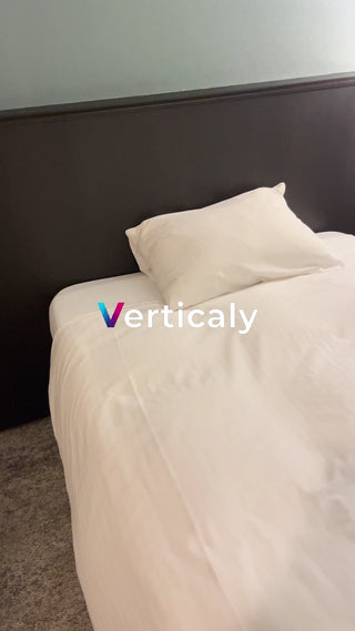 Room with a single bed