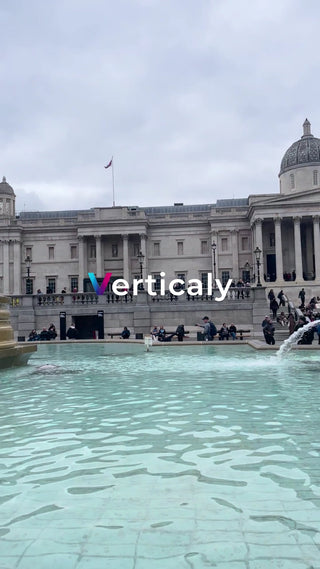 噴水と建物の風景