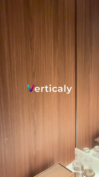 木目調の壁、質感