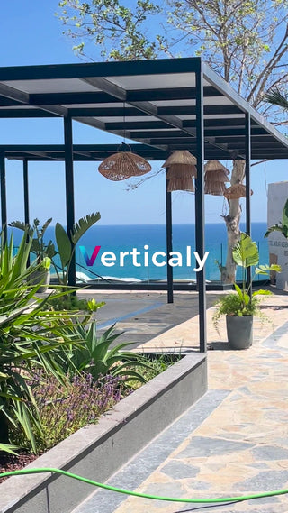 海辺のカフェテラス