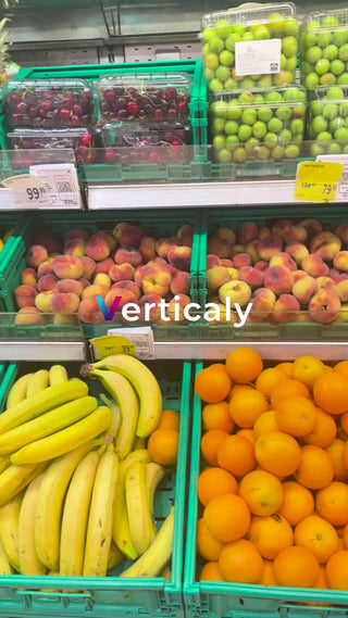 市場の新鮮な果物たち