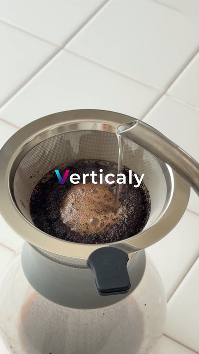 コーヒーを淹れる、朝のひととき