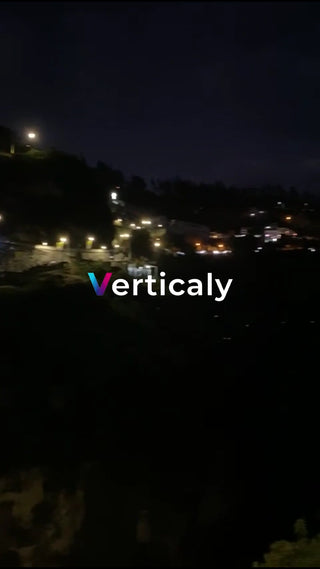 夜の街並み、煌めく光