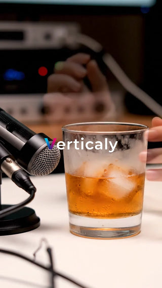 ウイスキーとマイク、大人の時間