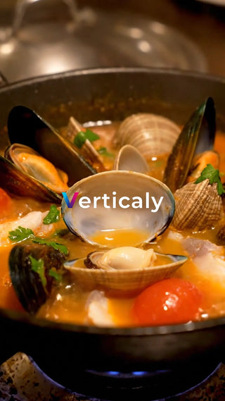 魚介たっぷりブイヤベース