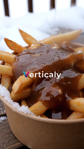 熱々！出来立てのプーティン