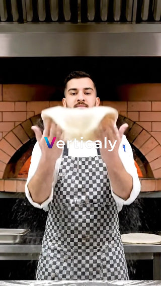 ピザ職人の華麗な手さばき